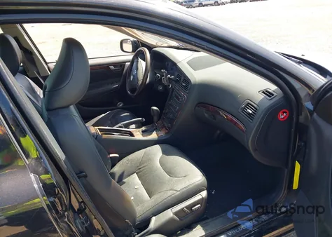 2007 Volvo S60 2.5T from USA, damaged, VIN YV1RS592572637591